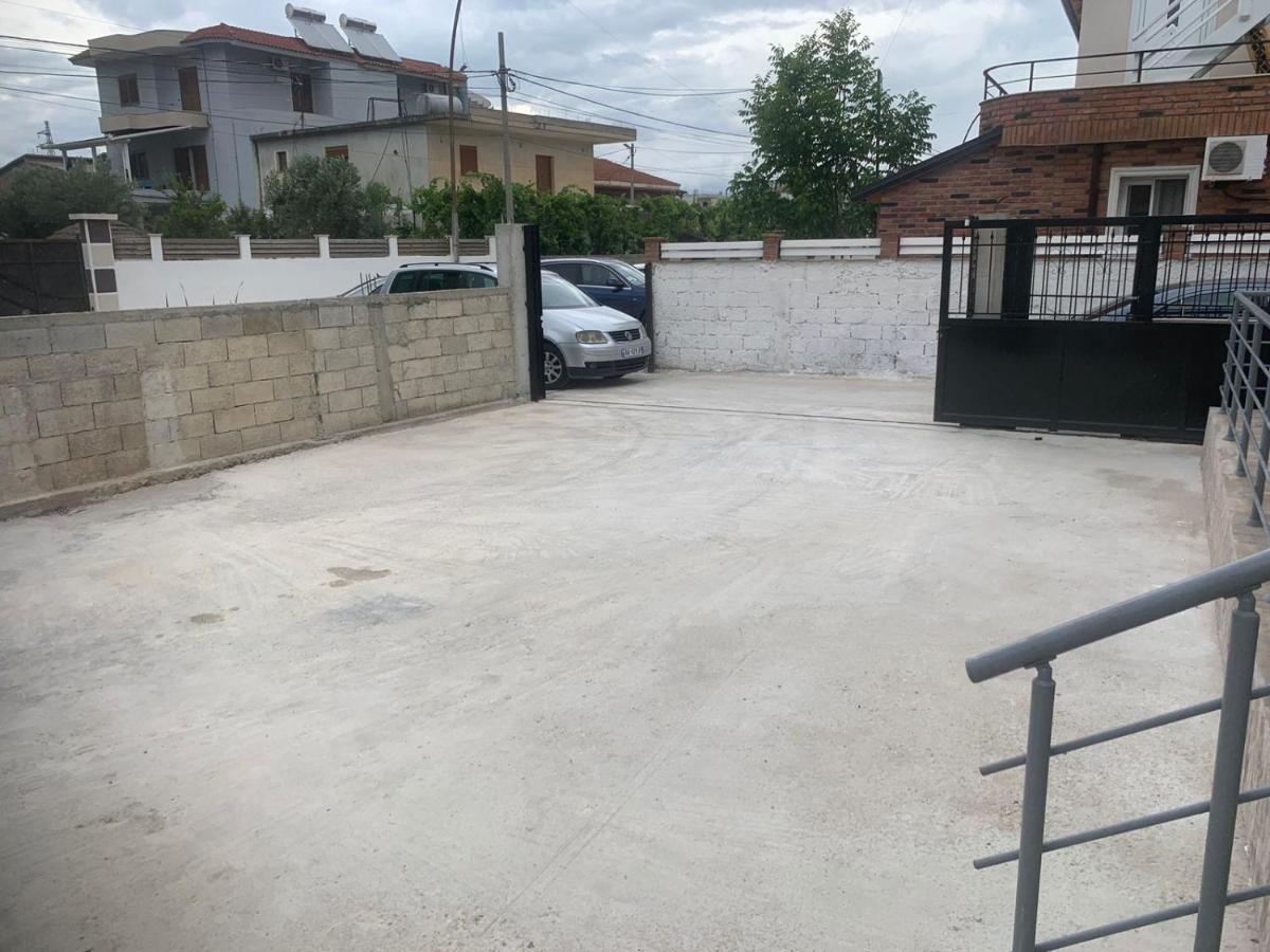 Villa Hysesani فلورا المظهر الخارجي الصورة